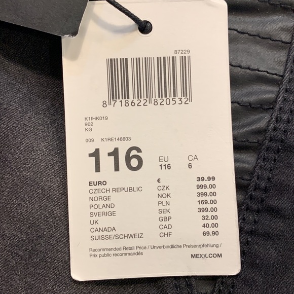 Mexx denim mini skirt - size 5 or 6 - Picture 9 of 10